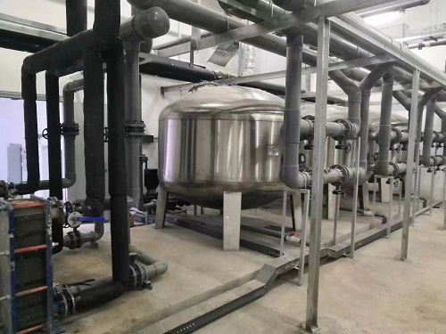 不锈钢过滤砂缸是小黄片破解版设备中比较好的过滤设备